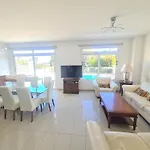 Villa Horizon *